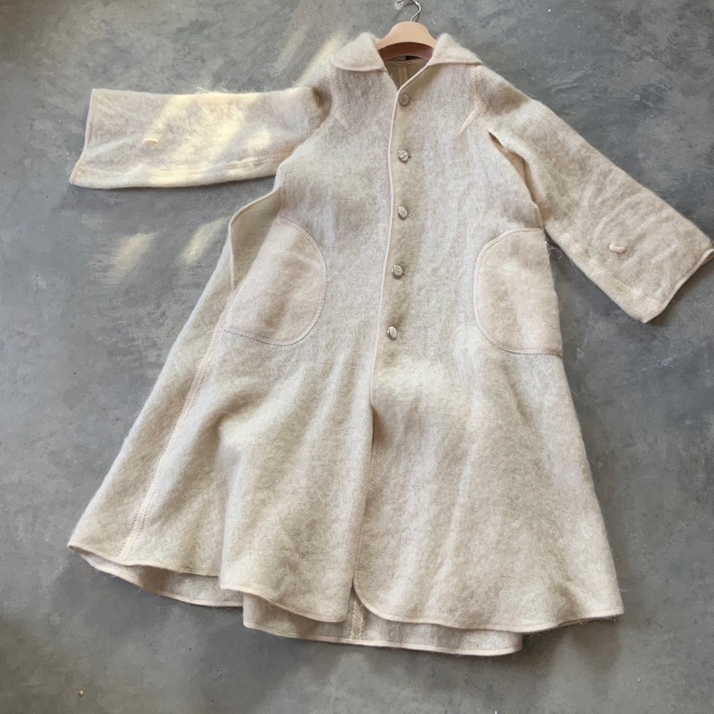 WETHERALL CREAM CAPE size M